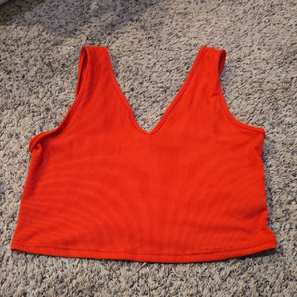 SHEIN Vibrant Red Ribbed V-Neck Crop Tank
